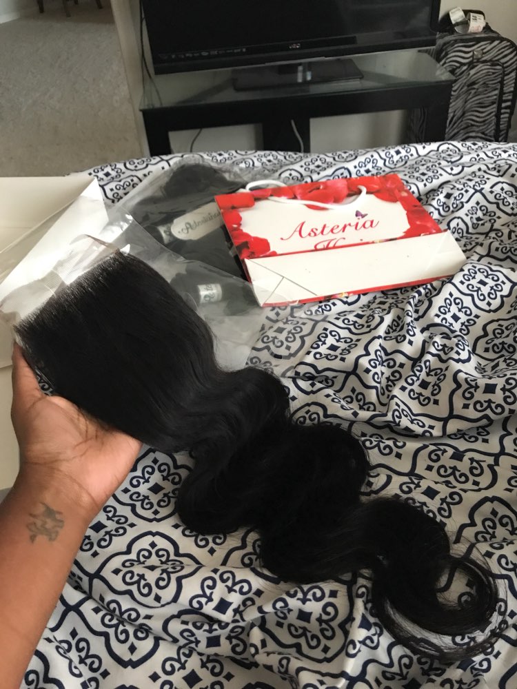 Fast delivery. Hair feels and look amazing. C