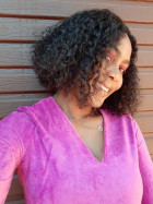 This is a beginner friendly wig. The hairline