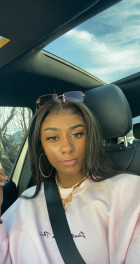 I absolutely love it! It’s siilky, no shedd