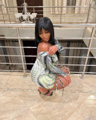 i'm not a fan of babyhair, this silky straigh