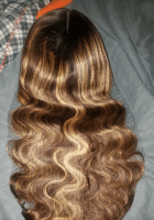 The hair is so pretty, no shedding, smells re