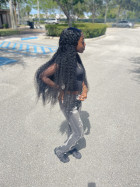 Hair is good quality and I received my hair i