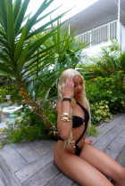 I wore it to my Miami trip, I toned the knots