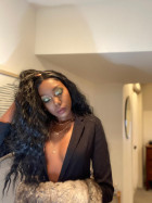 I love the hair, it was soft, curly and true 