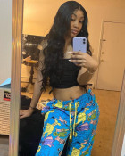 Love this wig!! There’s no shedding or smel