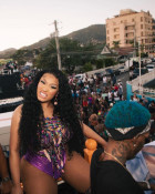 I've had my hair on for one days and very bre