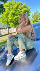 I am soooo inlove with this wig! I installed