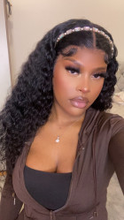 really pretty ,I love this hair! No smell!bea