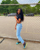 I think this is my favorite wig. I strongly r