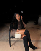 I literally love this wig. As a wig lover, I