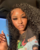 Y’all get this wigggg!!! The curls are givi