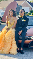 This wig was absolutely beautiful!! The curls