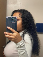 1) It didn’t smell 2) it feels is soft 3) j