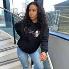 This wig is soooo pretty, it doesn't shed too