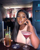 So this wig is actually bomb! I ordered a str