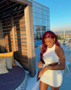 This burgundy hair is very beautiful! I lam i