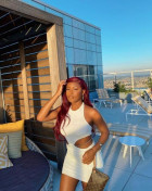 This burgundy hair is very beautiful! I lam i