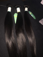 i love this hair. Hair is silky and smooth. T