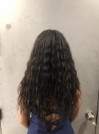 I love this wig so much. I love the curl patt