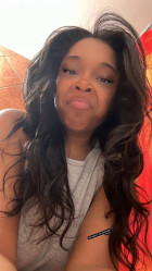  It holds curl okay, it sheds very little. Ot